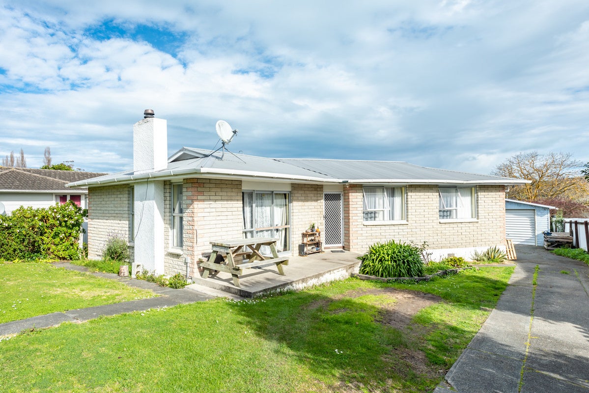 58 Lawrence Street, Outer Kaiti, Gisborne - Carousel 19