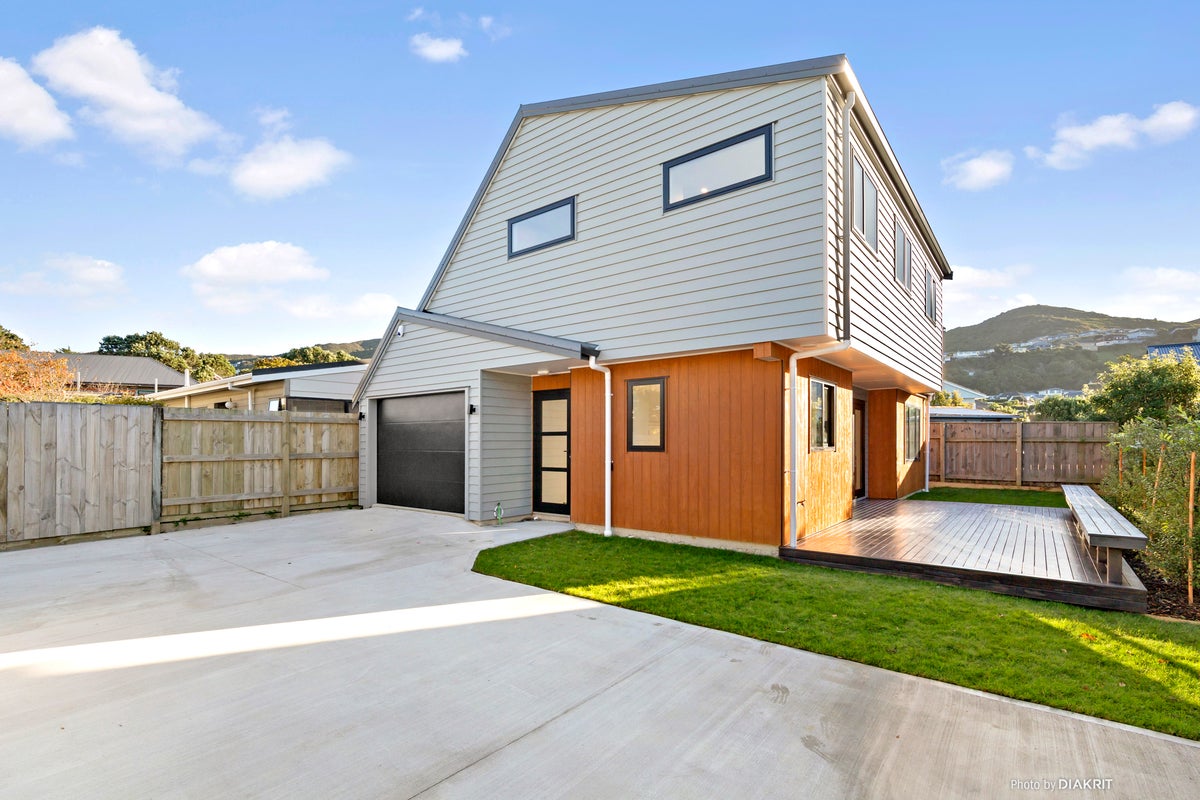 26A Bannister Avenue, Johnsonville, Wellington - Carousel 17