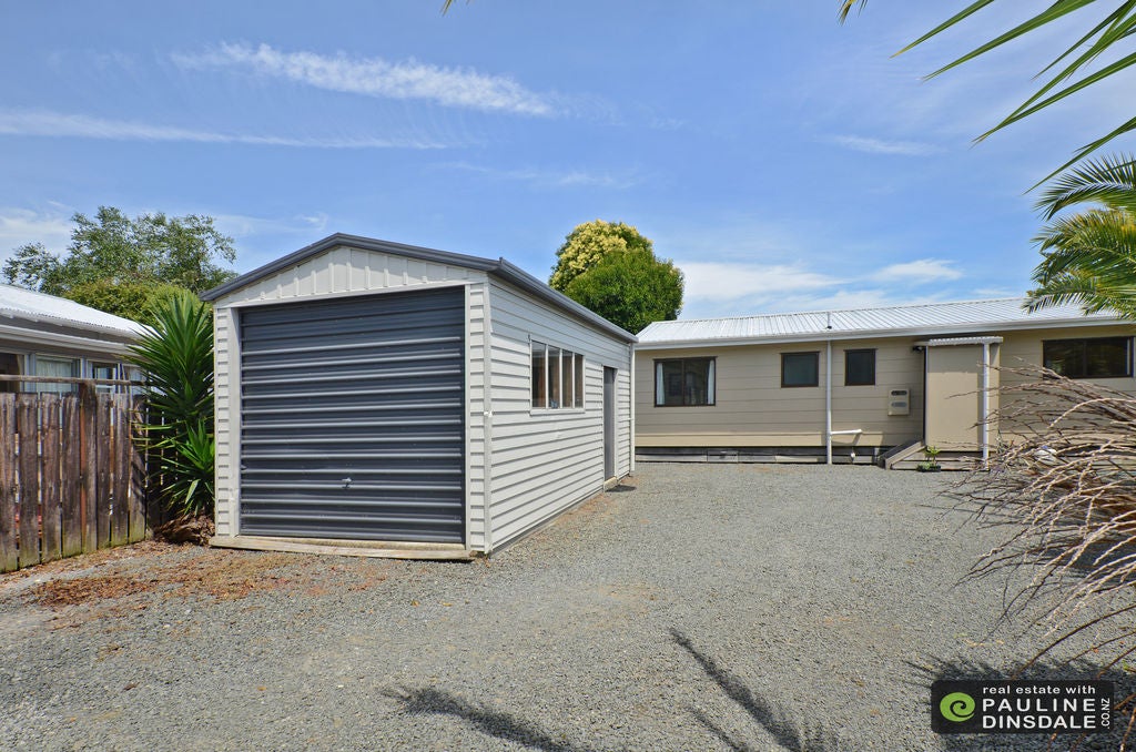 11 Clark Street, Hikurangi, Hikurangi - Carousel 2