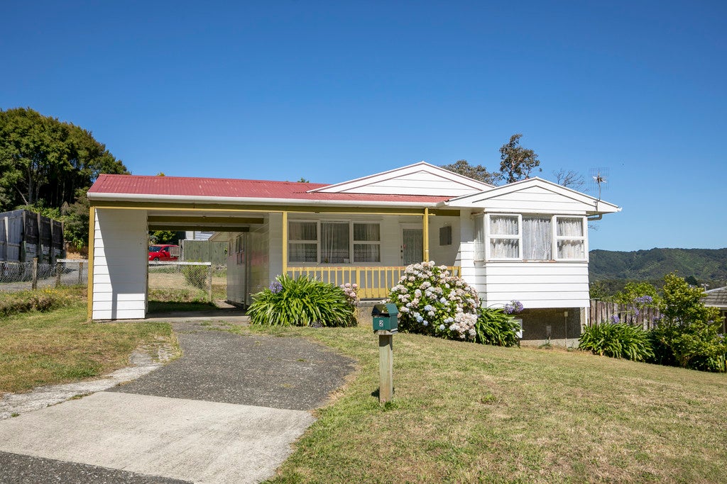 2 Tuam Grove, Wainuiomata, Lower Hutt - Carousel 14