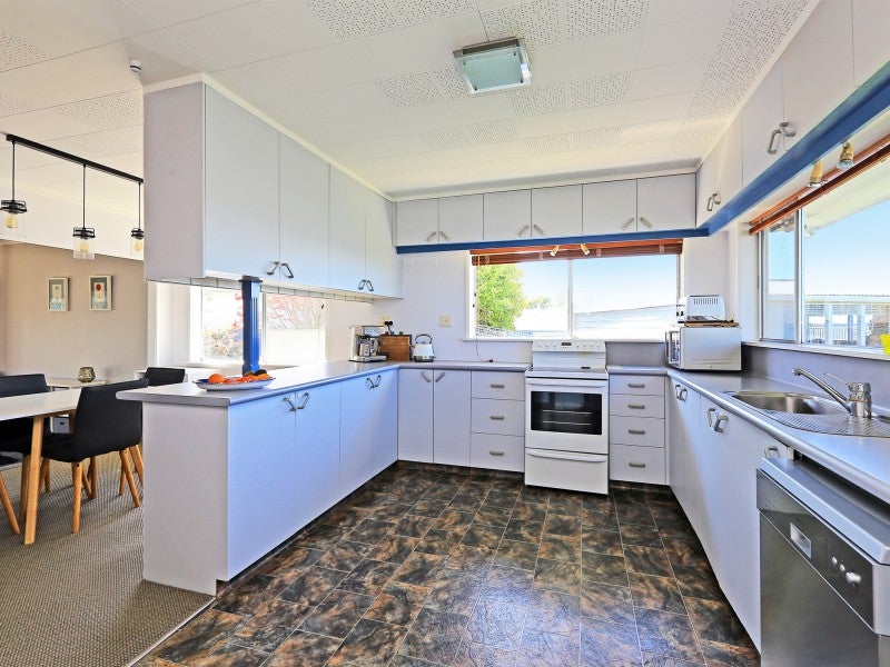 130 Harold Holt Avenue, Pirimai, Napier - Carousel 2
