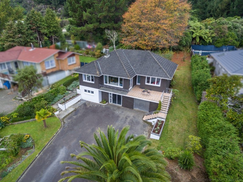8 Kingfisher Close, Brown Owl, Upper Hutt - Carousel 2
