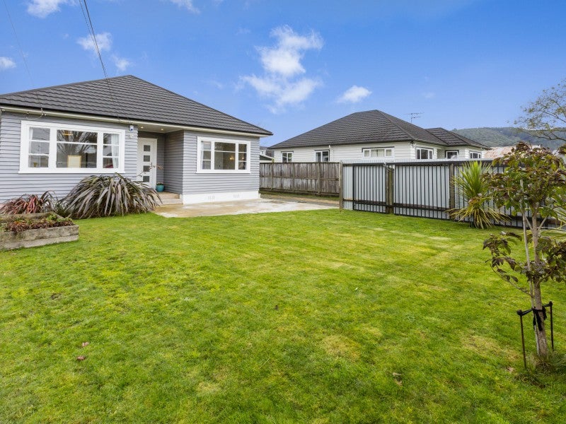 1/29 John Street, Petone, Lower Hutt - Carousel 2