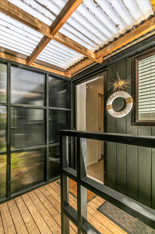 36 Alison Road, Surfdale, Waiheke Island - Carousel 2