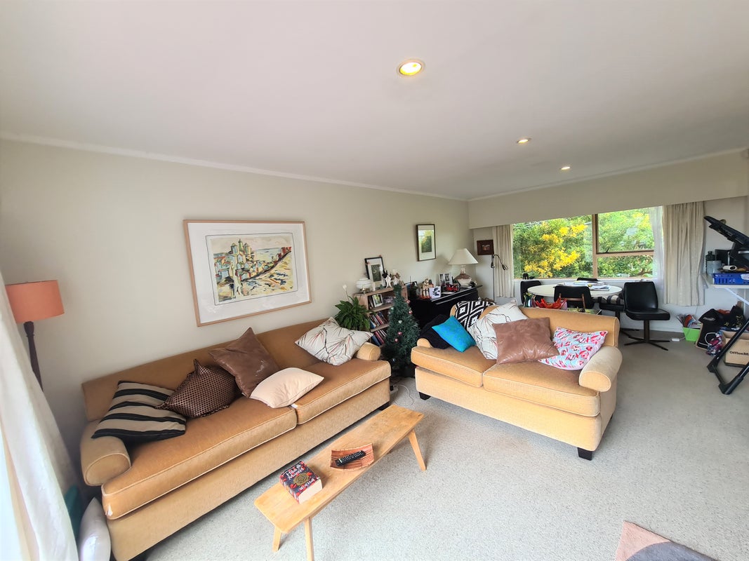 2/1 Bishopgate Street, Birkdale, Auckland - Carousel 2