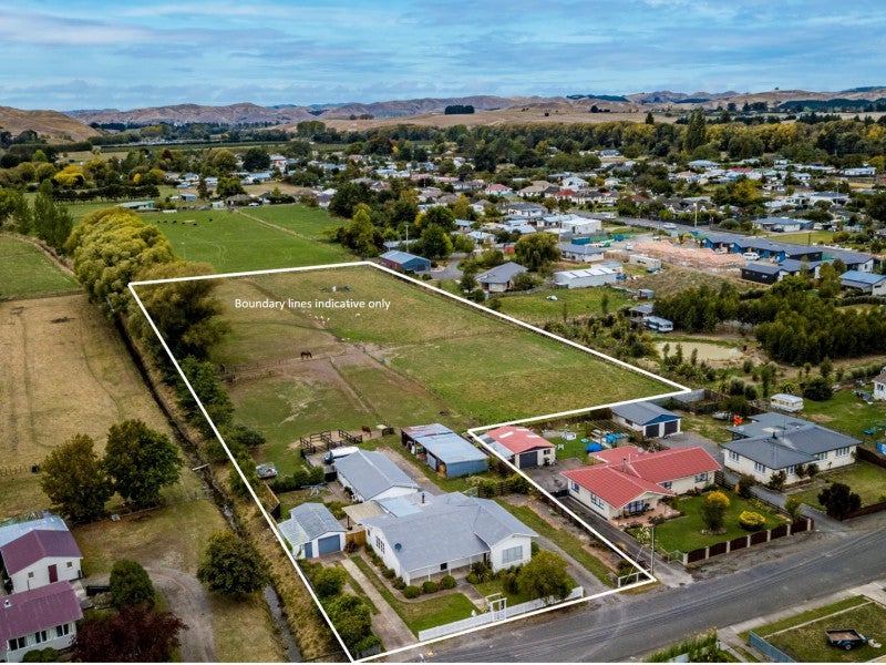 8 McGreevy Street, Waipawa, Waipawa - Carousel 1