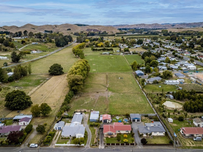 8 McGreevy Street, Waipawa, Waipawa - Carousel 2