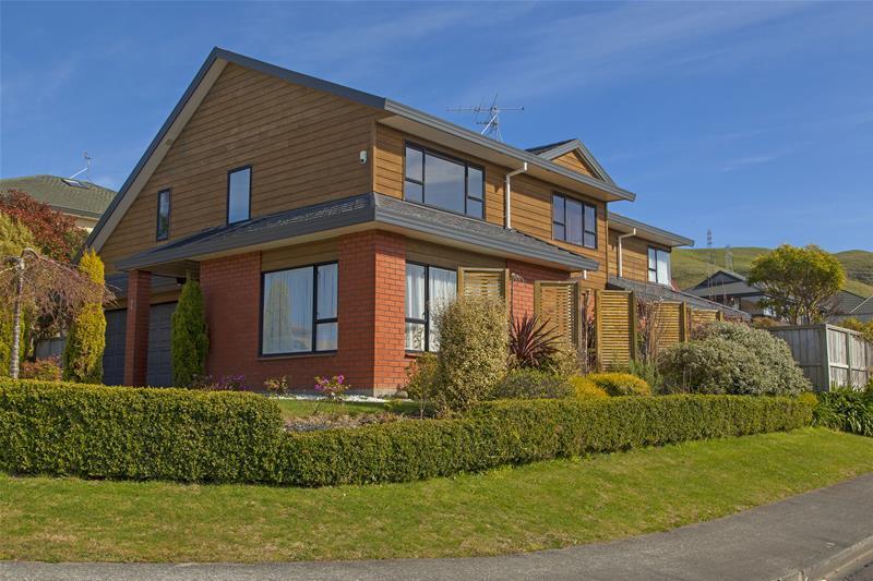 10 Derry Hill, Churton Park, Wellington - Carousel 1