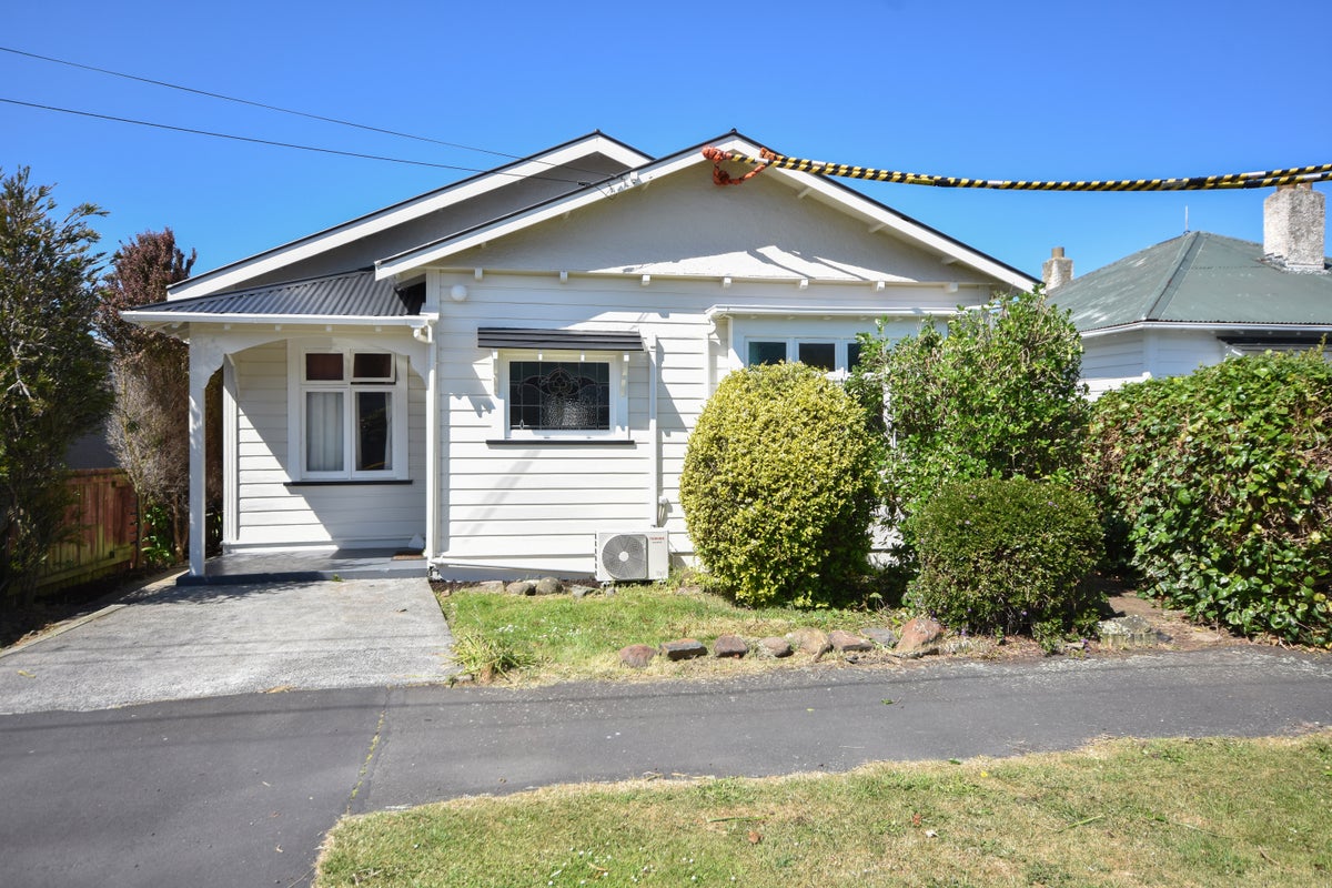 15 Corunna Street, Saint Kilda, Dunedin - Carousel 2