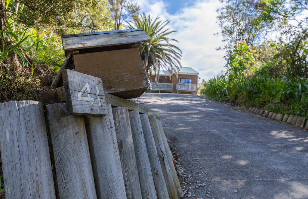 41 Cornwallis Road, Cornwallis, Auckland - Carousel 24