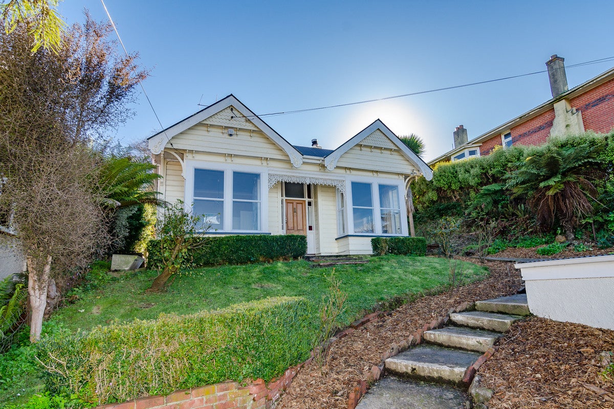 7 Farley Street, Kaikorai, Dunedin - Carousel 1