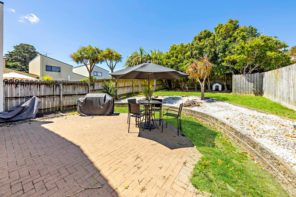 40 Tiger Drive, Golflands, Auckland - Carousel 13