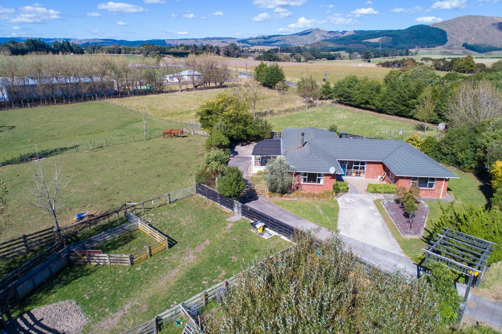 10 Eyre Road, Linton, Palmerston North - Carousel 2