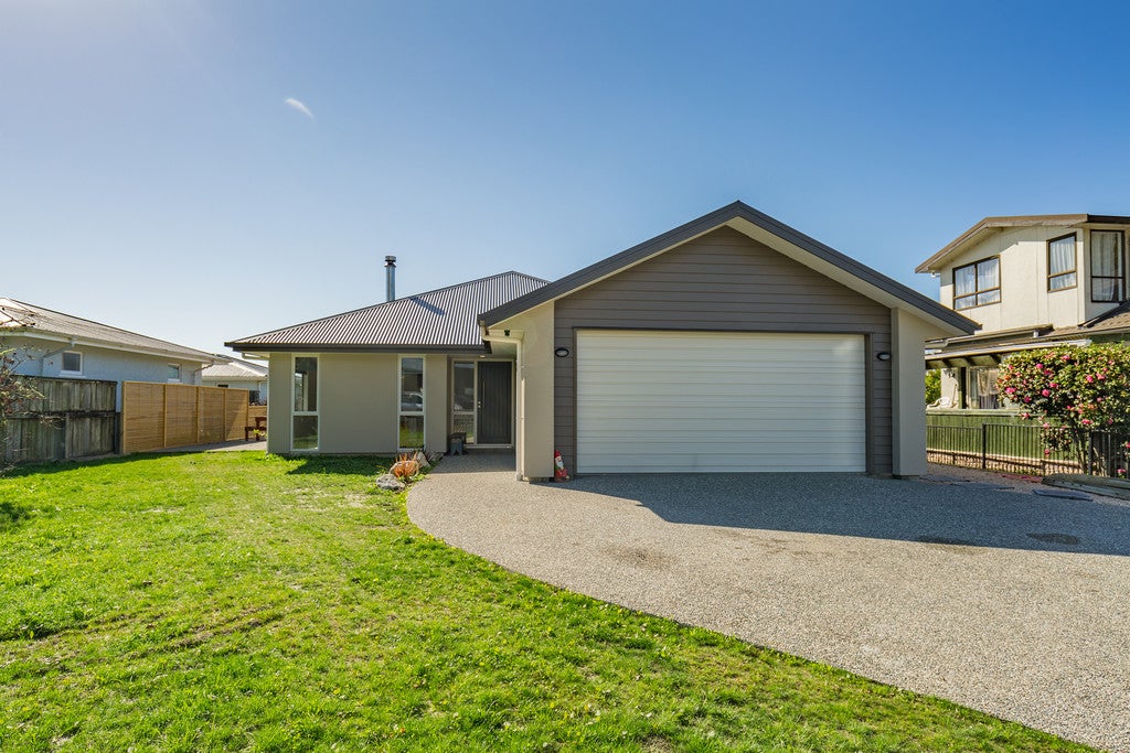 77 Main Road Lower Moutere, Lower Moutere - Carousel 2