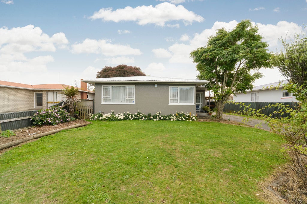 7 Sefton Avenue, Highbury, Palmerston North - Carousel 1