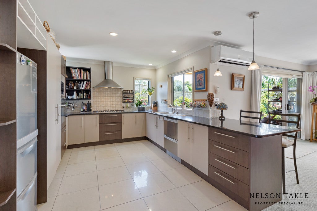 20 Nanleen Rise, Manurewa, Auckland - Carousel 2