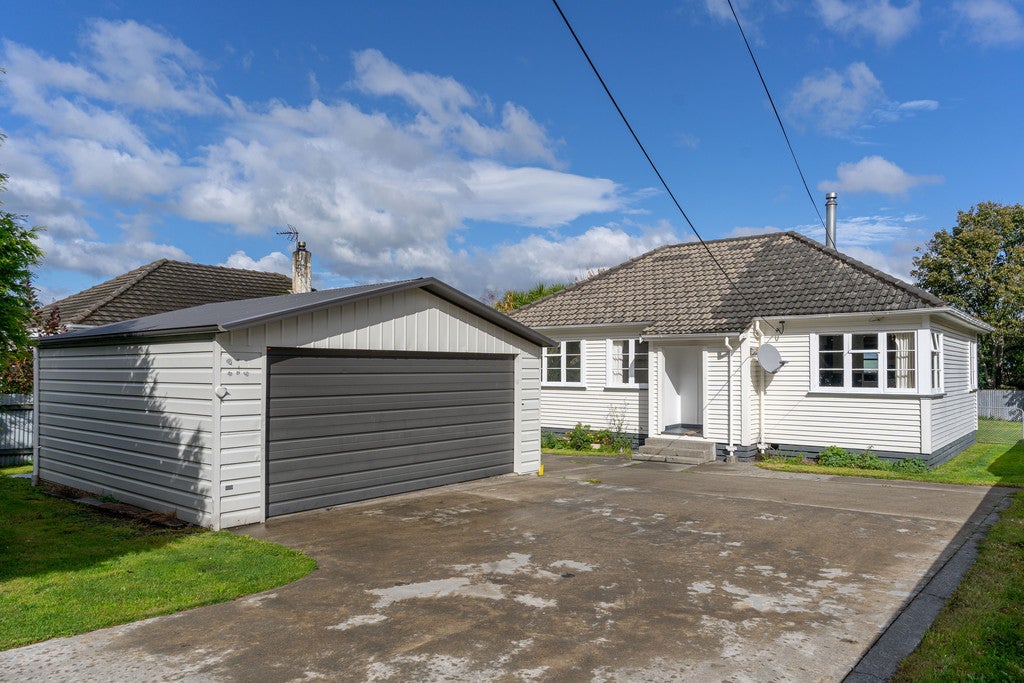 14 Fox Street, Featherston, Featherston - Carousel 1