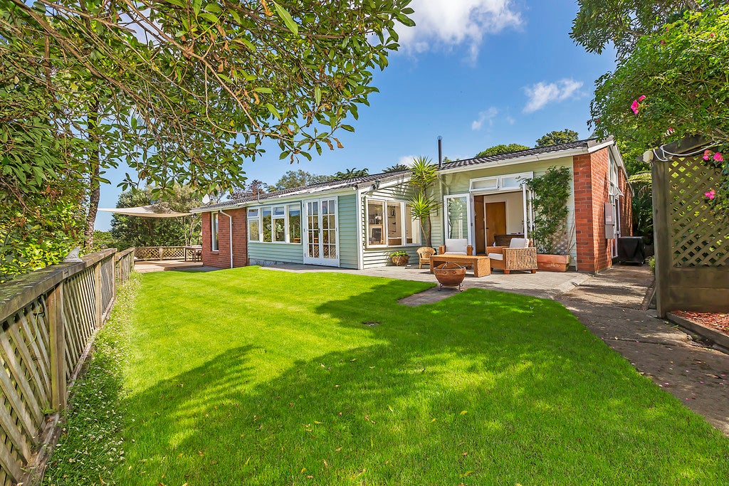 59A Pekanga Road, Normandale, Lower Hutt - Carousel 1