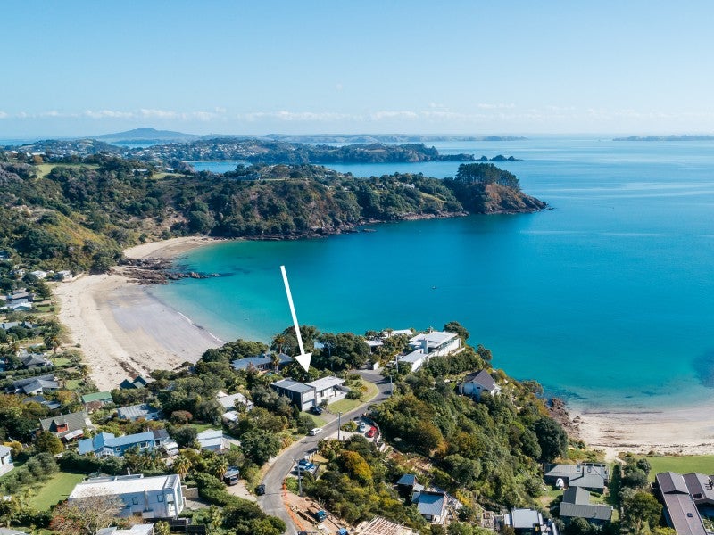 21 Matapana Road, Palm Beach, Waiheke Island - Carousel 1