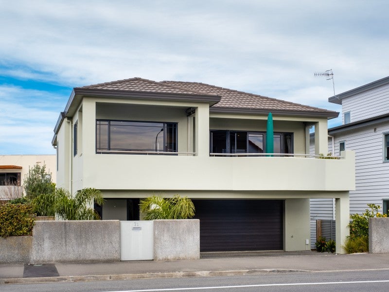 71 Nelson Quay, Ahuriri, Napier - Carousel 1
