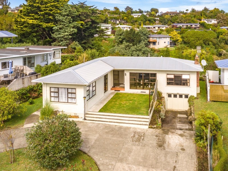 62 Mount View Road, Bastia Hill, Whanganui - Carousel 1