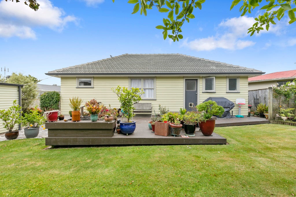 22 Mcdonald Street, Taita, Lower Hutt - Carousel 23