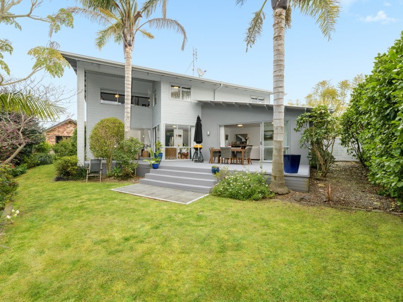 19 Stamford Place, Ohauiti, Tauranga - Carousel 1