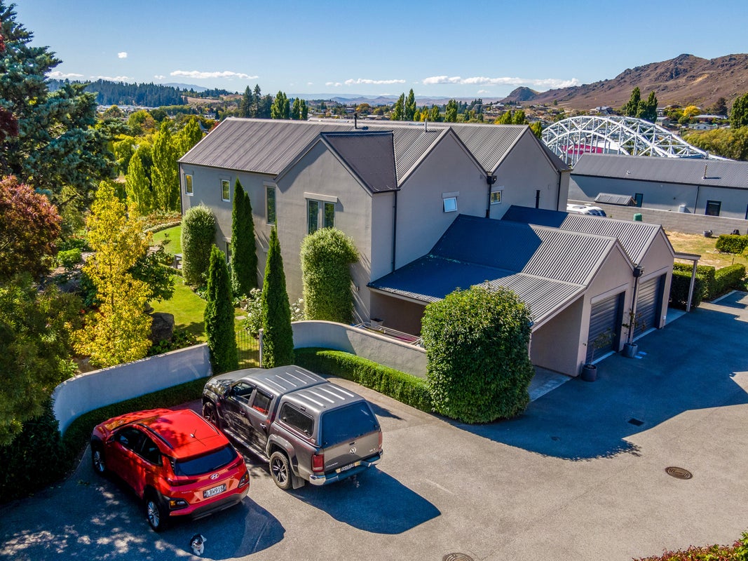 13A Hart Place, Bridge Hill, Alexandra - Carousel 2