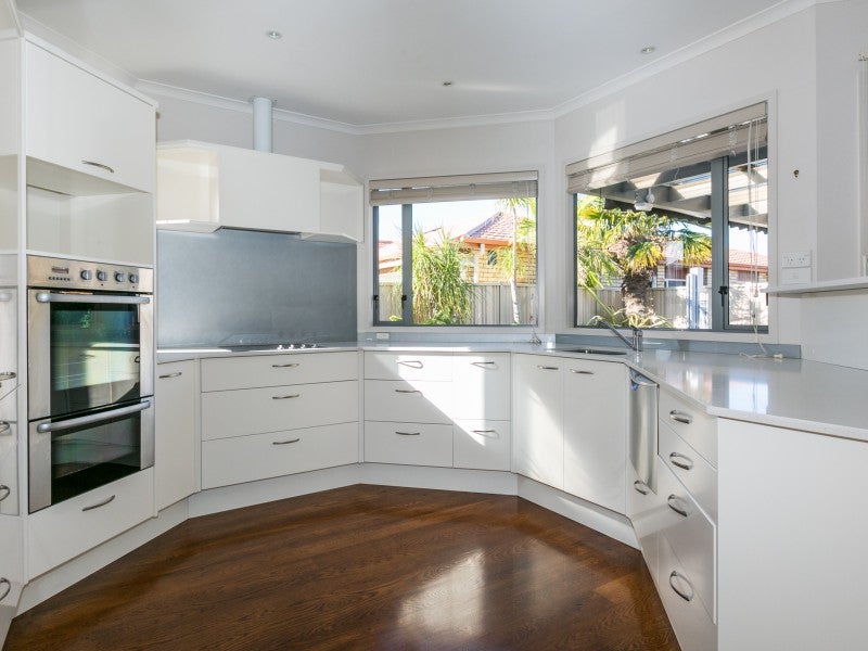 8 Weatherfield Mews, Taradale, Napier - Carousel 2