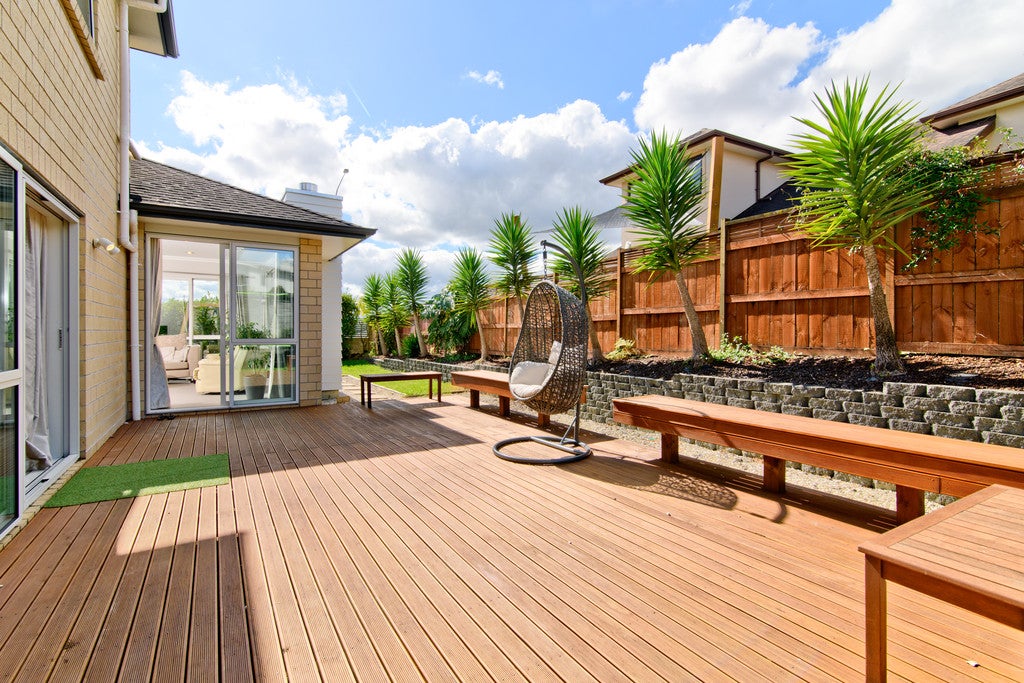83 Greenhithe Road, Greenhithe, Auckland - Carousel 1