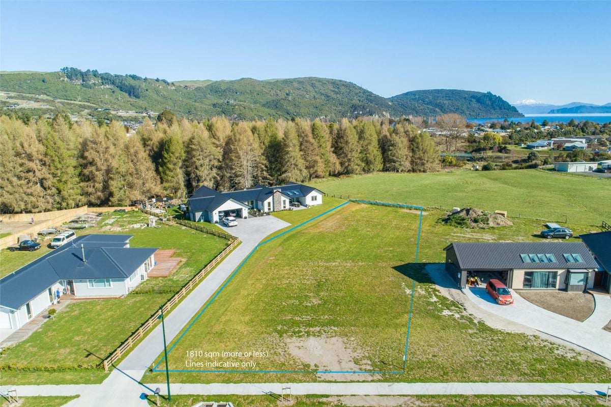 6 Karaka Place, Kinloch, Taupo - Carousel 1