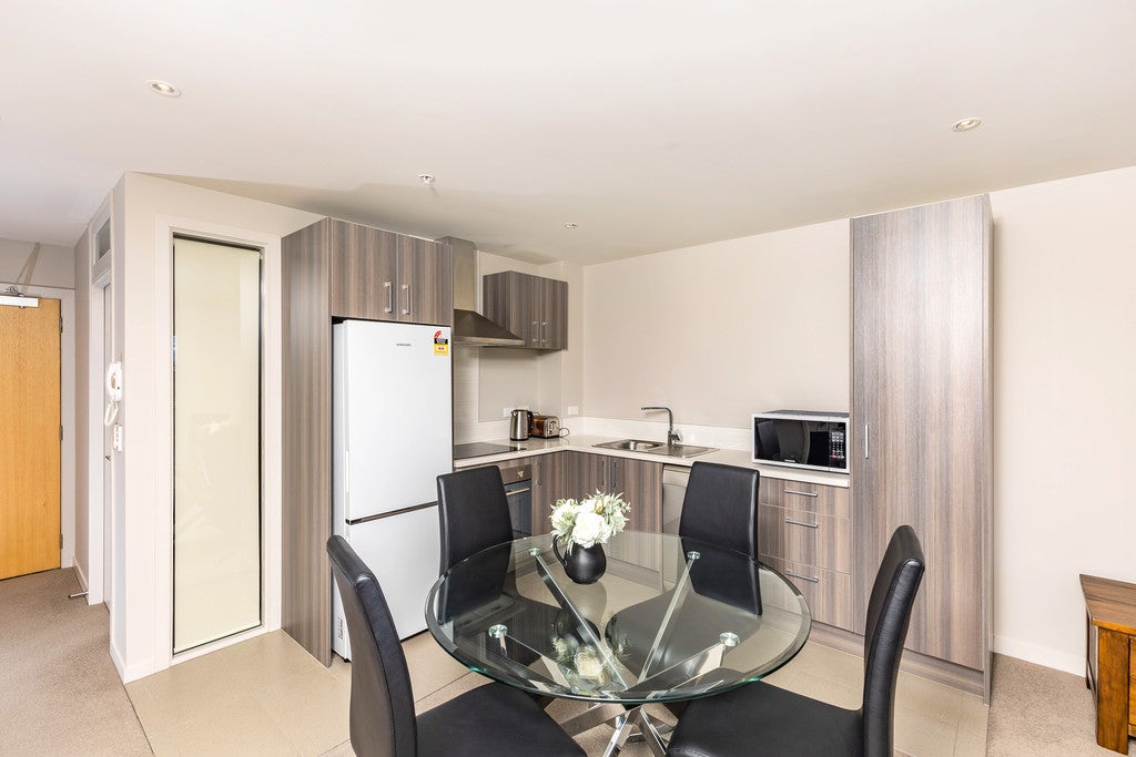 204/3 Rose Garden Lane, Albany, Auckland - Carousel 2