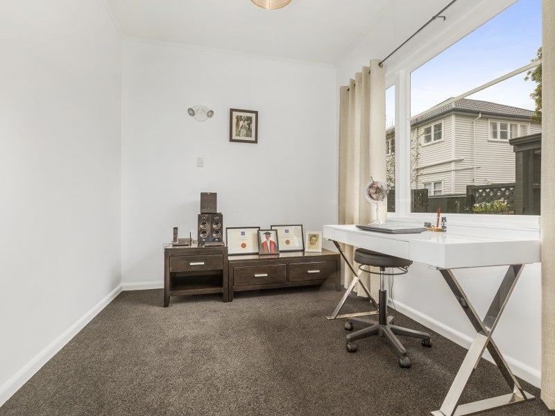 121A Cambridge Terrace, Fairfield, Lower Hutt - Carousel 15