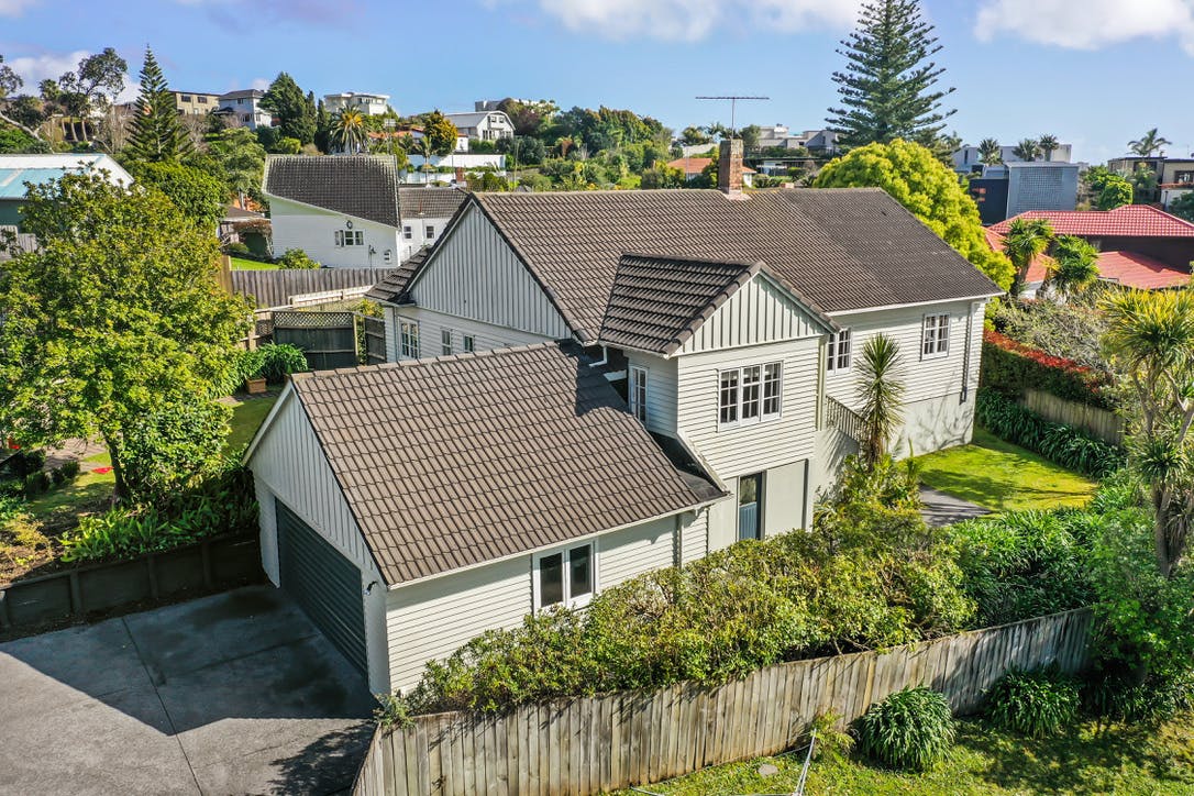 18 Apihai Street, Orakei, Auckland - Carousel 1