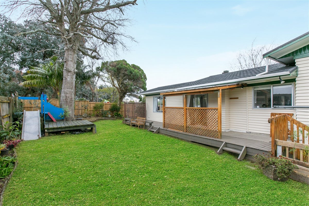 1/8 Beldon Place, Pakuranga Heights, Auckland - Carousel 28