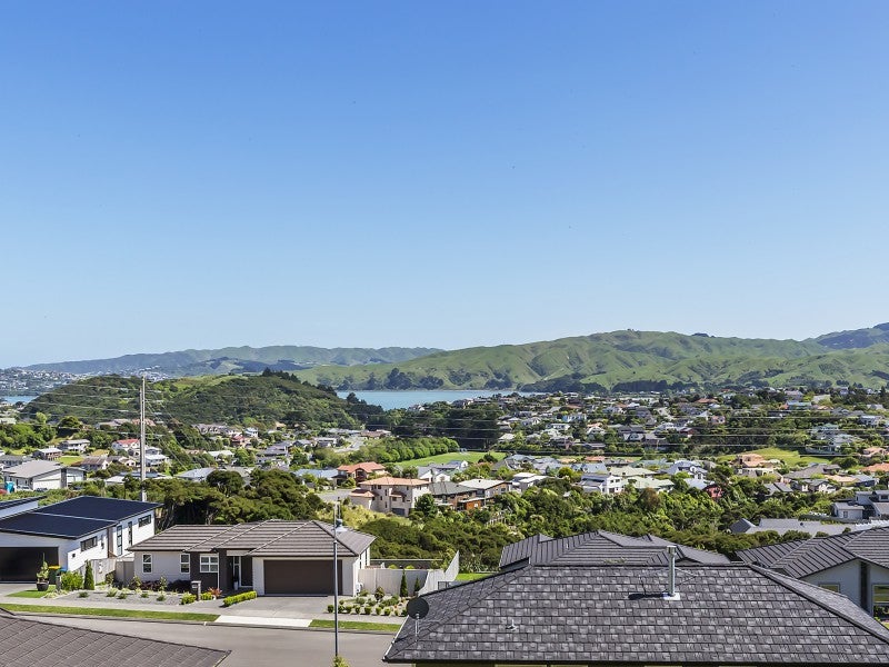 12 Pacific View, Whitby, Porirua - Carousel 20