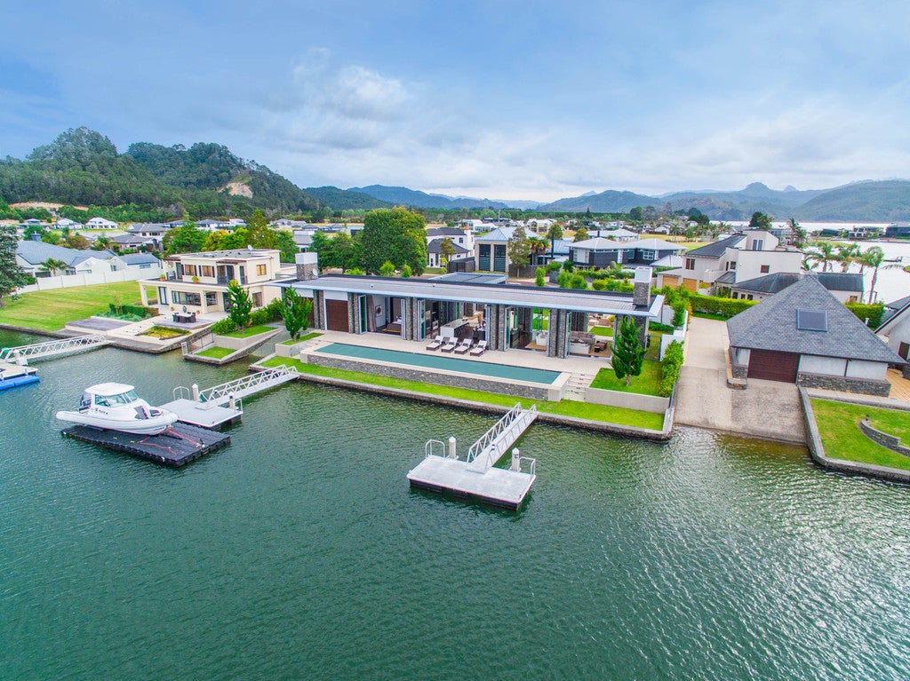 1/16 Glover Road, St Heliers, Auckland - Carousel 1