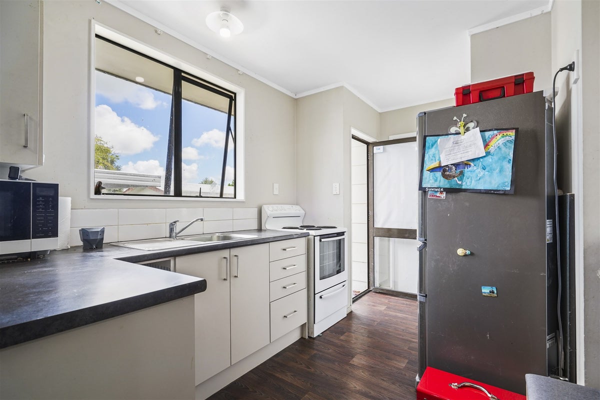 25A Dominion Road, Nawton, Hamilton - Carousel 2