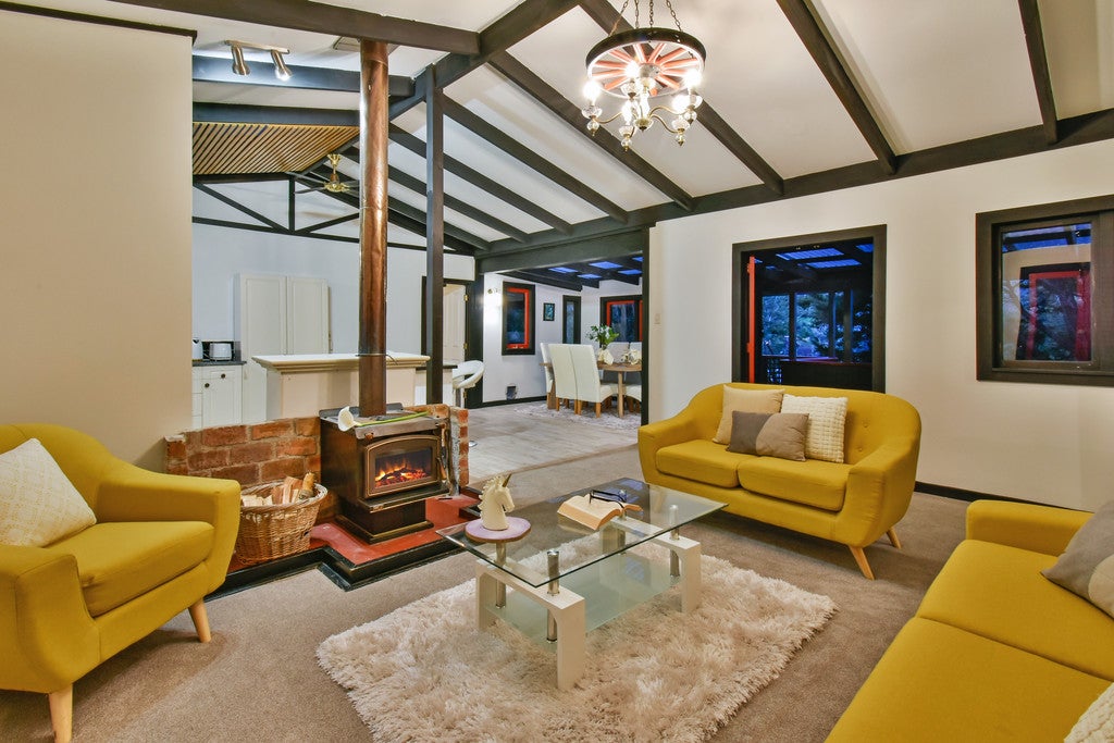 83 Warner Park Avenue, Laingholm, Auckland - Carousel 2