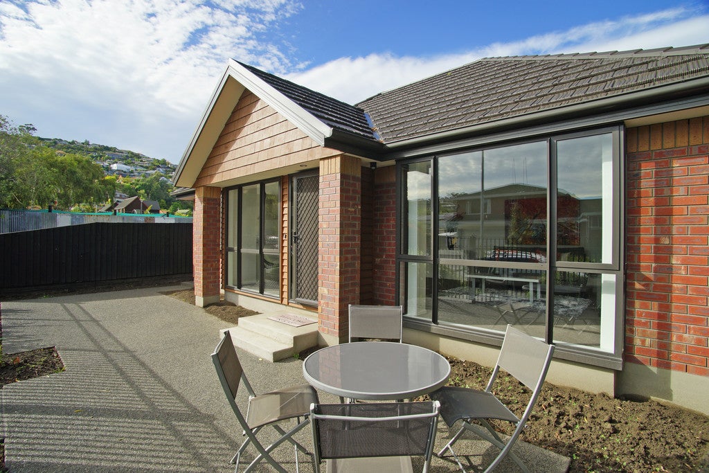 5A Palatine Terrace, Huntsbury, Christchurch - Carousel 1
