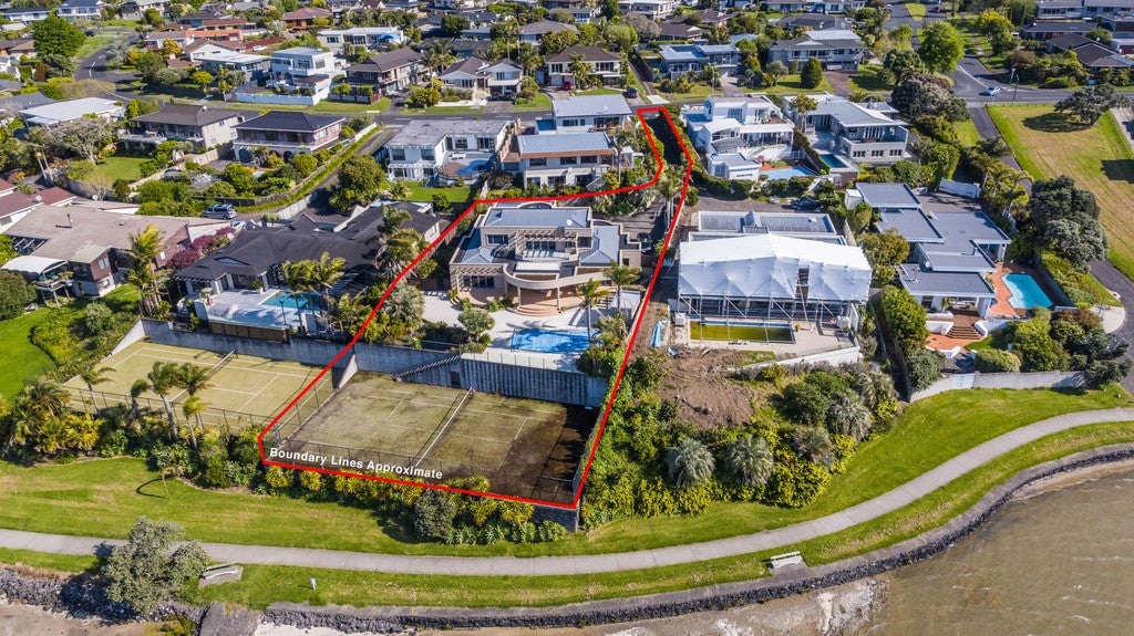 104 Bramley Drive, Farm Cove, Auckland - Carousel 1