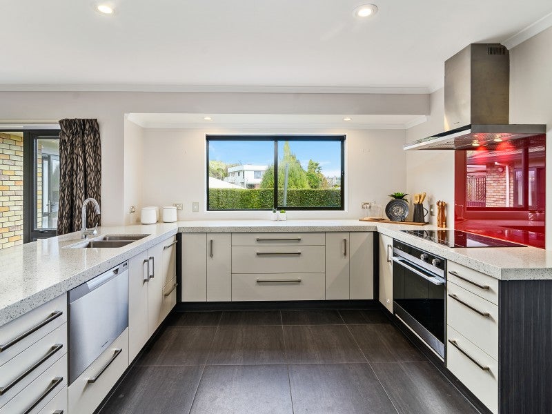 97 Basley Road, Owhata, Rotorua - Carousel 2