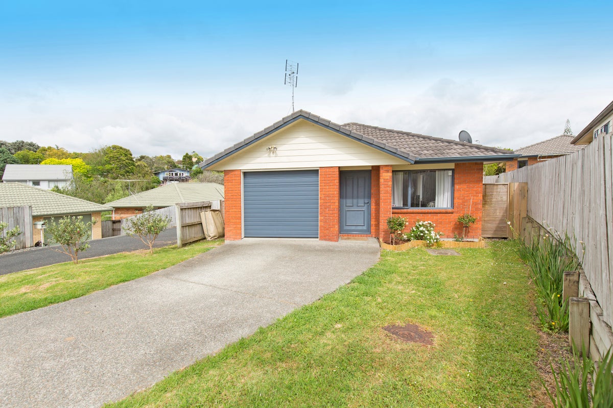 18 Mably Court, Stanmore Bay, Whangaparaoa - Carousel 2