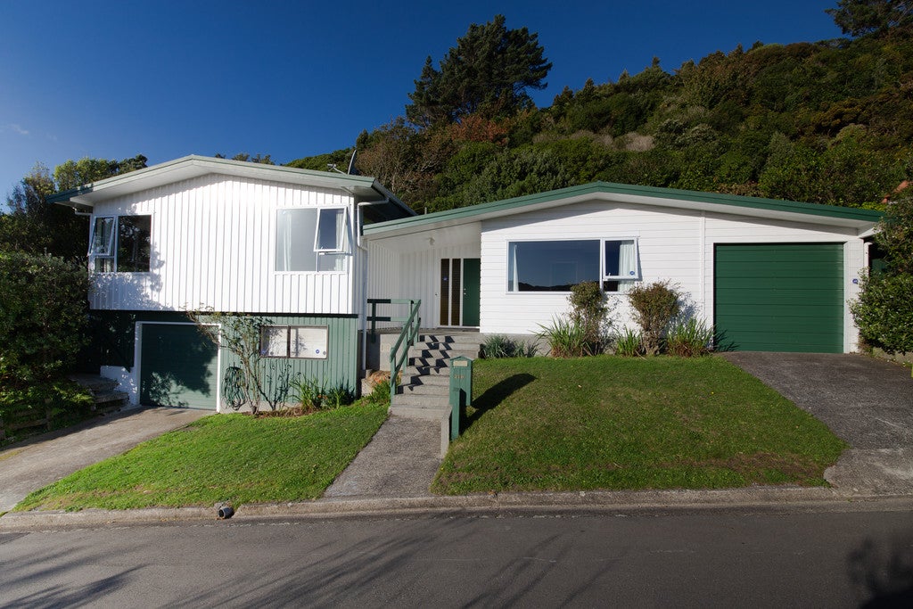 218 Pembroke Road, Wilton, Wellington - Carousel 1