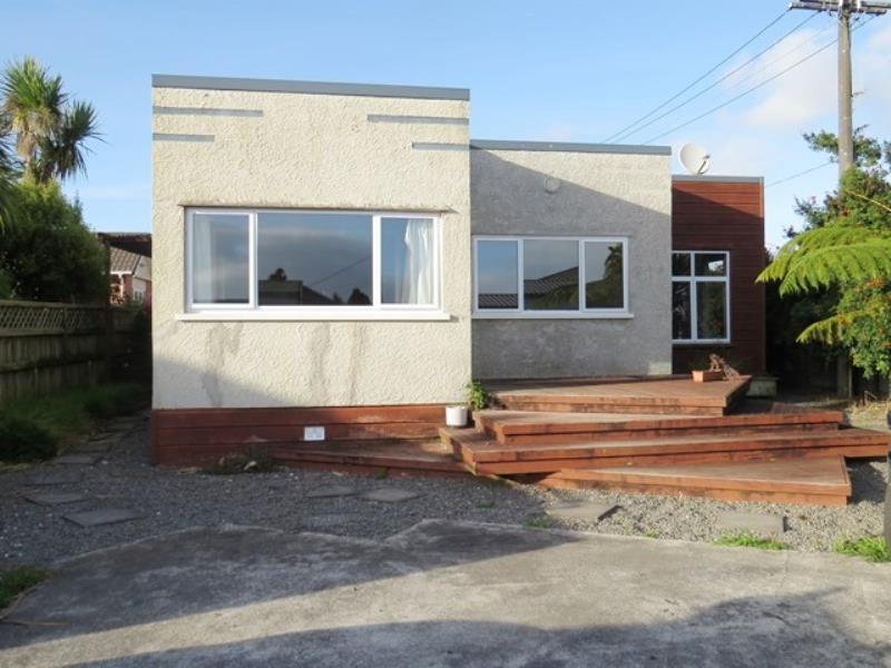 50B Somerset Street, Brooklands, New Plymouth - Carousel 1
