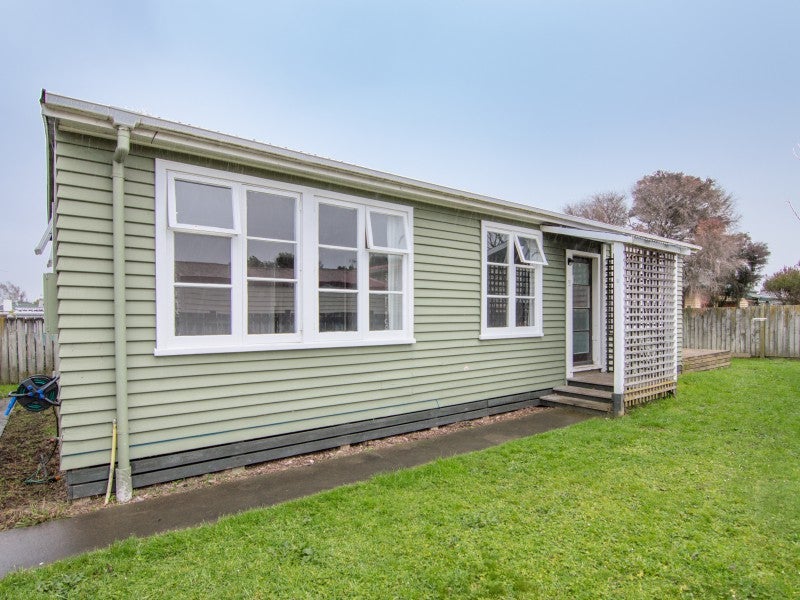 24A Fairs Road, Milson, Palmerston North - Carousel 14