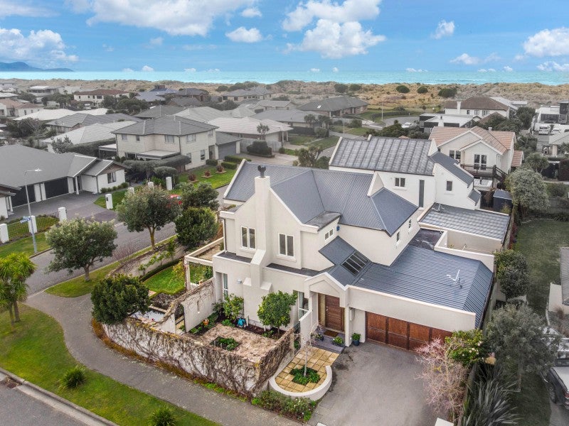 58 Aston Drive, Waimairi Beach, Christchurch - Carousel 21