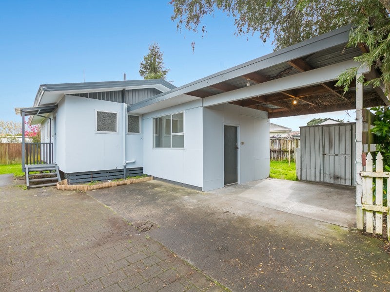 917B Cameron Road, Gate Pa, Tauranga - Carousel 1