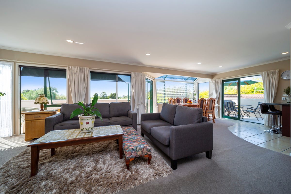 50A Karina Road, Merrilands, New Plymouth - Carousel 1