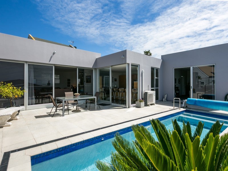 14A Harvey Road, Bluff Hill, Napier - Carousel 1